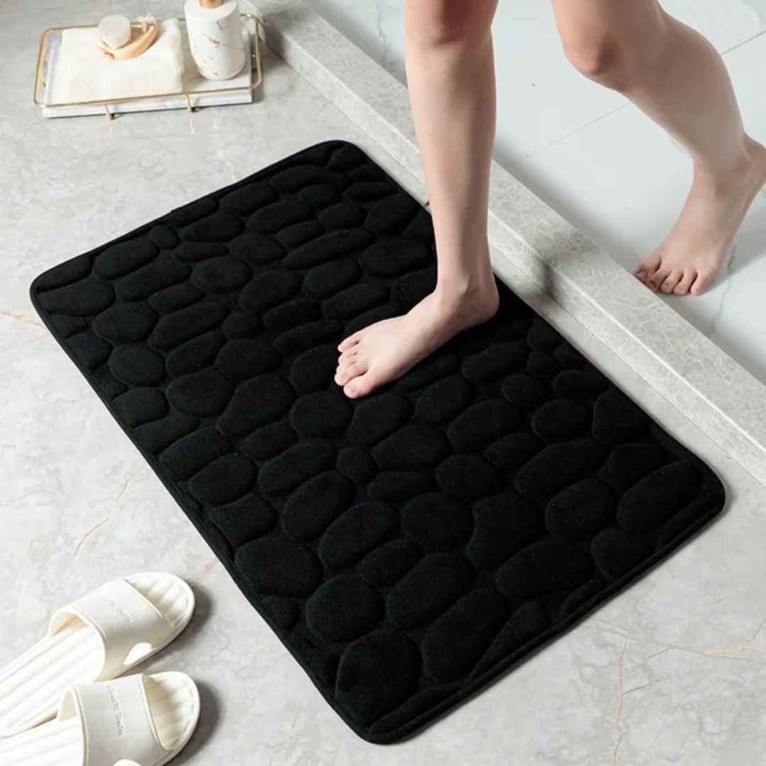 NordStep™ – Halksäker badrumsmatta med mjuk komfort