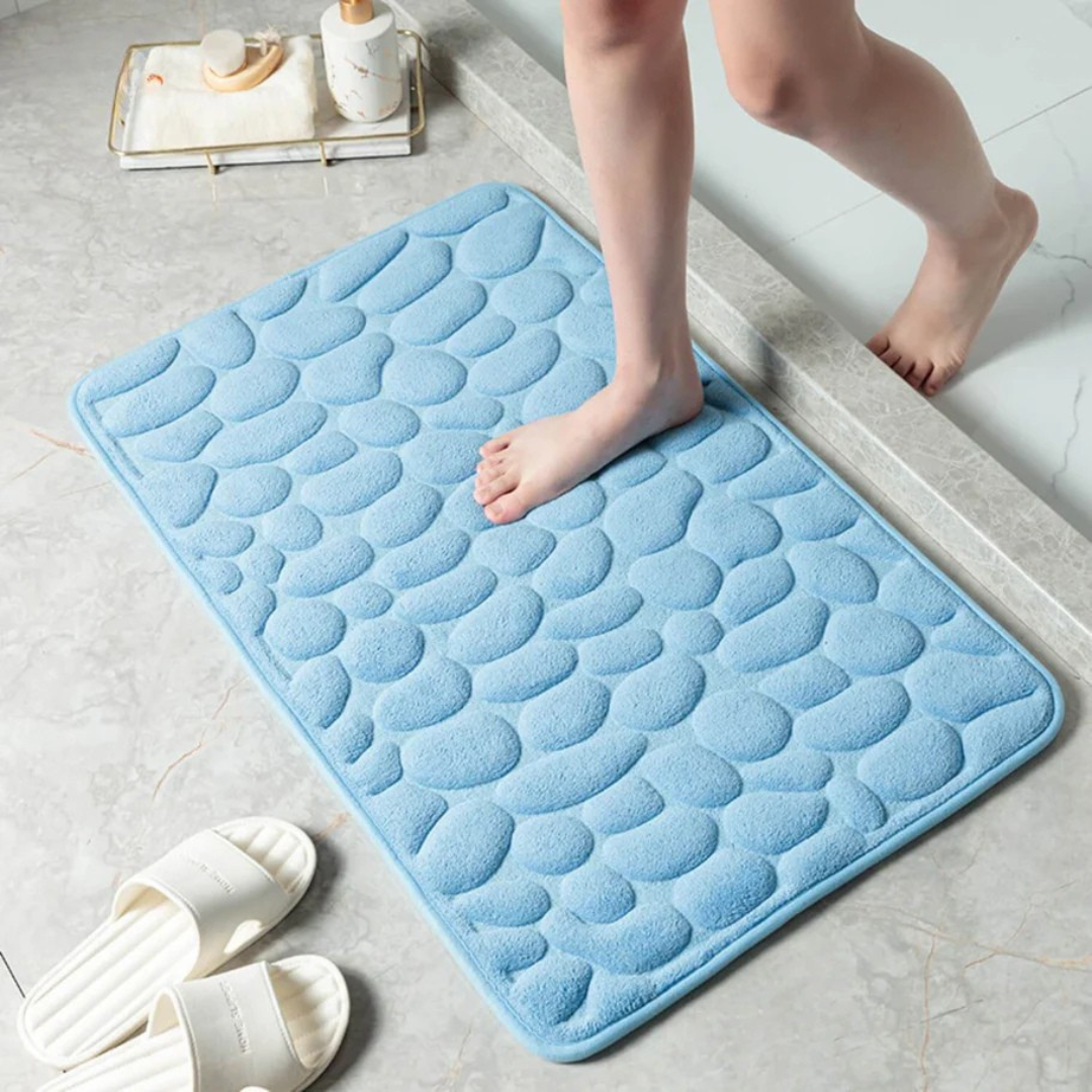 NordStep™ – Halksäker badrumsmatta med mjuk komfort