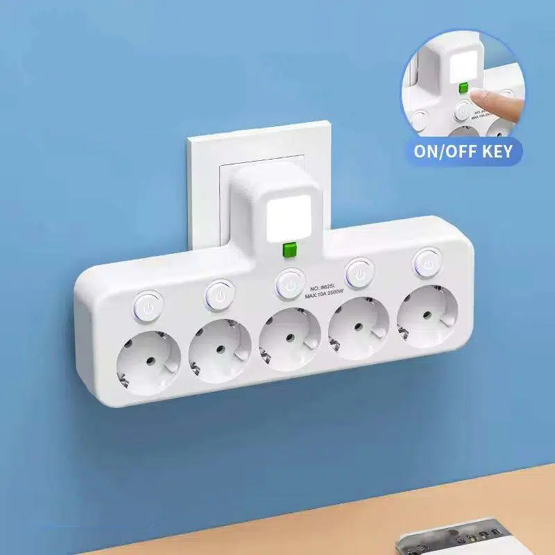 Stockholm™ - EU-adapter med 4 uttag, vägguttag med flera portar, separat strömbrytare och liten nattlampsadapter